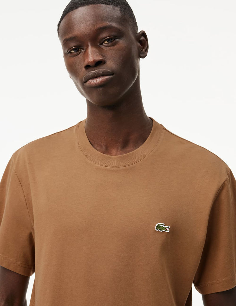 Camiseta Lacoste con Logo Marrón Hombre