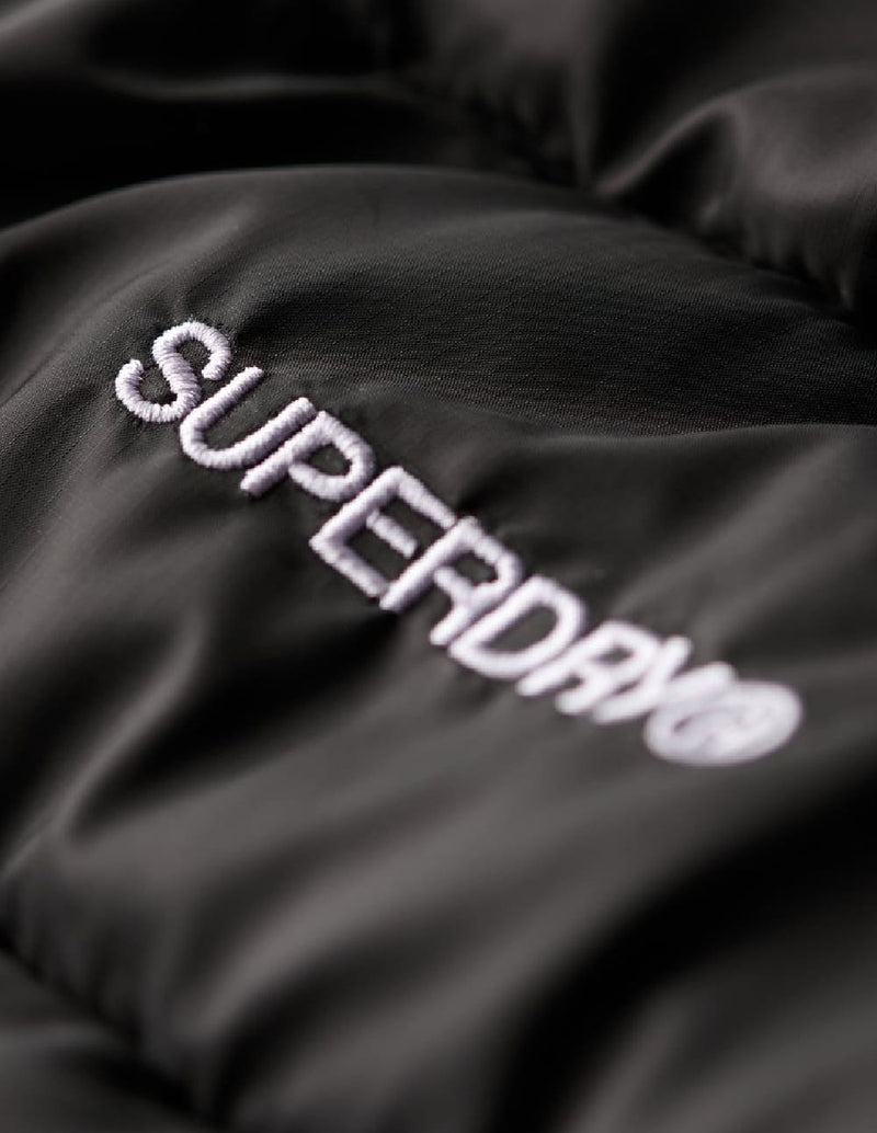 Plumas Superdry Fuji Quilt Negro Mujer