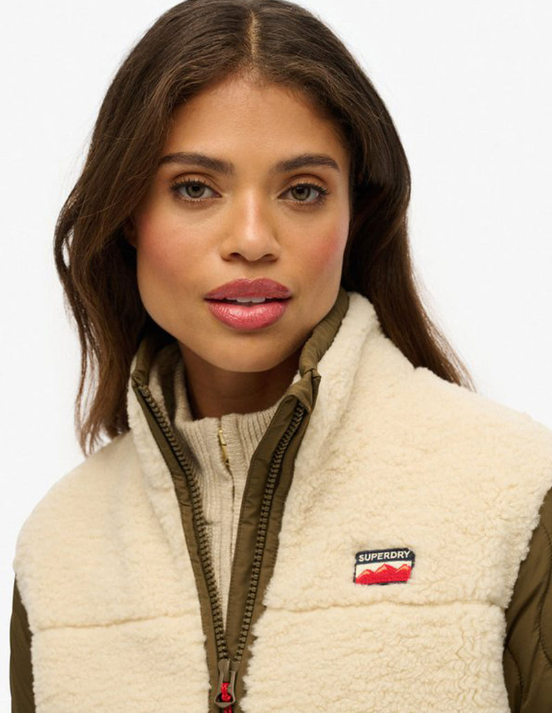 Chaqueta Superdry Híbrida de Borreguito Beige Mujer