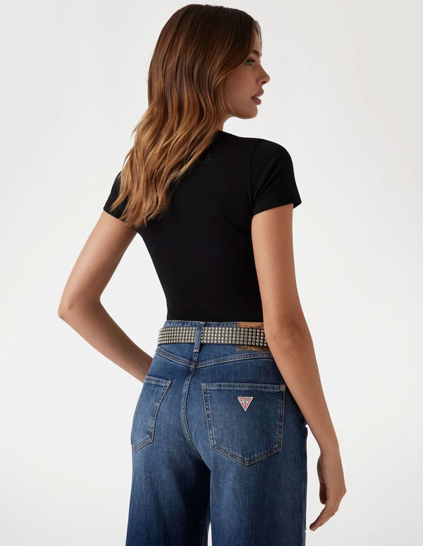 Camiseta GUESS con Logo Bordado Negra Mujer