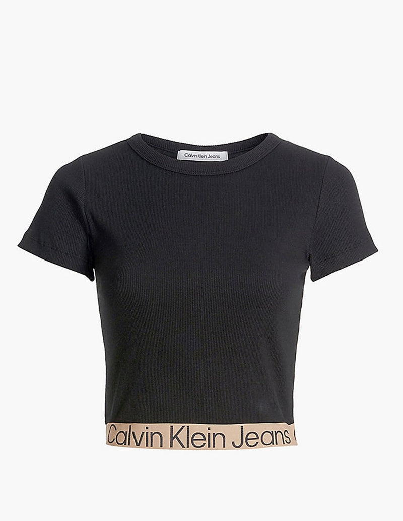 Camiseta Calvin Klein Jeans de Algodón Reciclado con Logo Tape Negra Mujer