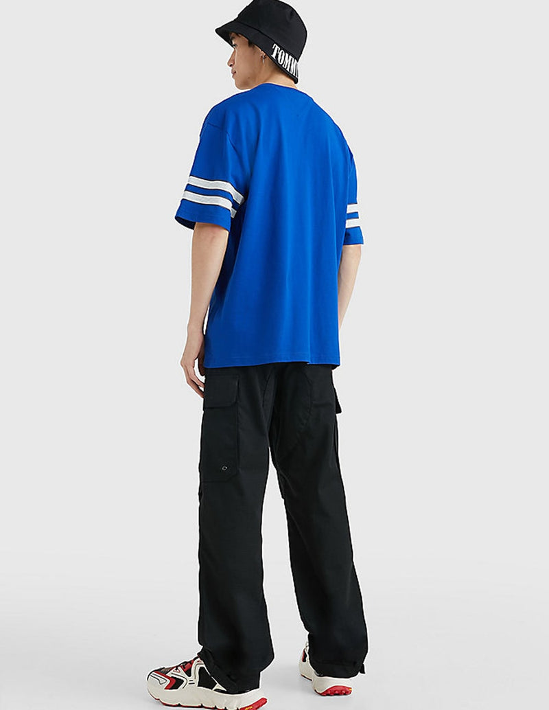 Camiseta Tommy Jeans Modern con Logo y Número Azul Hombre