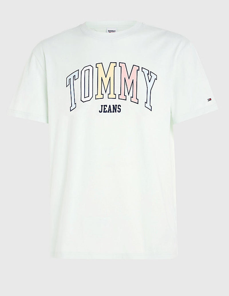 Camiseta Tommy Jeans con Logo Verde Clara Hombre