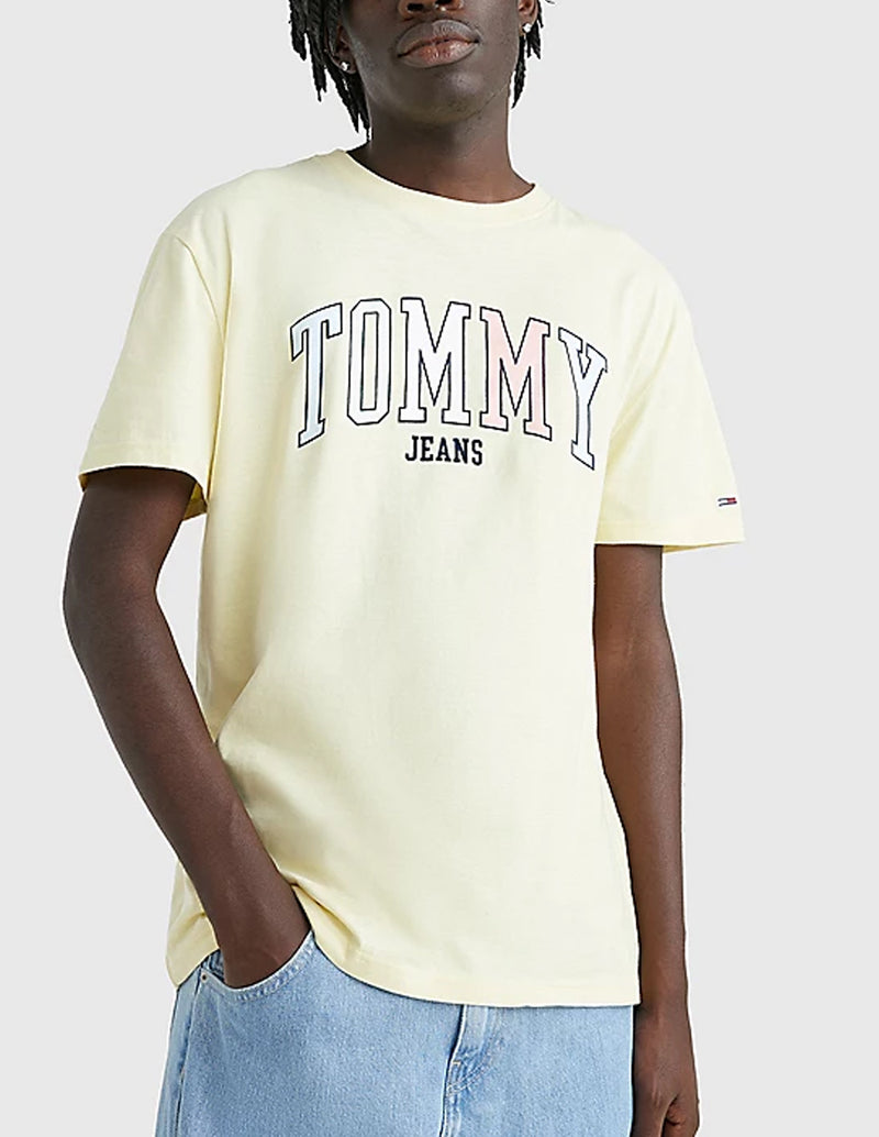 Camiseta Tommy Jeans con Logo Amarilla Hombre